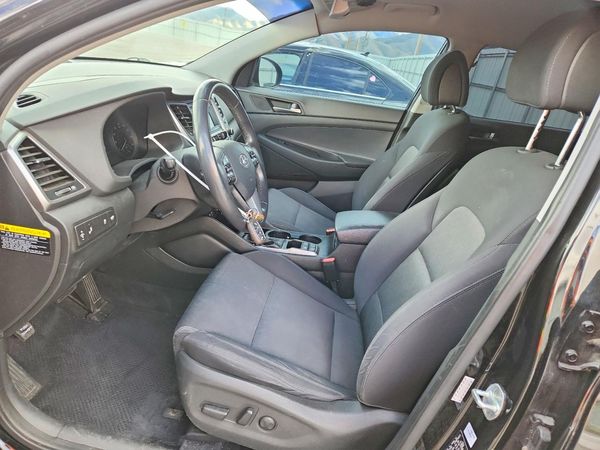 2017 HYUNDAI TUCSON
