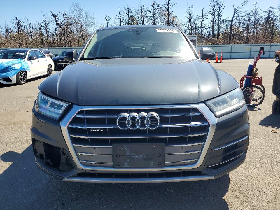 2018 AUDI Q5 quattro Premium Plus