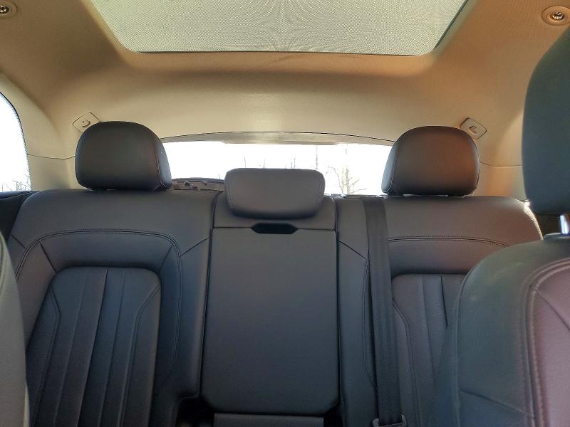 2018 AUDI Q5 quattro Premium Plus