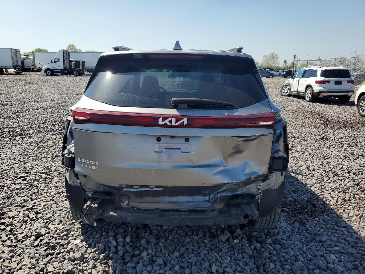 2024 KIA SELTOS S, X-Line