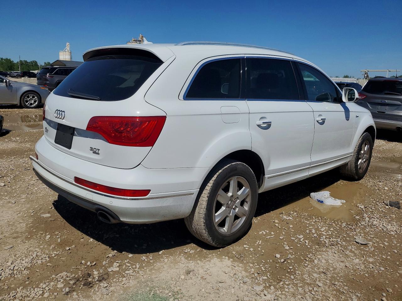 2015 AUDI Q7 Premium
