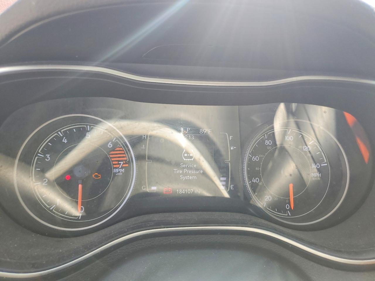 2019 JEEP CHEROKEE LATITUDE FWD