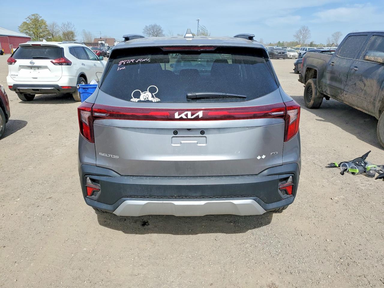 2025 KIA SELTOS LX