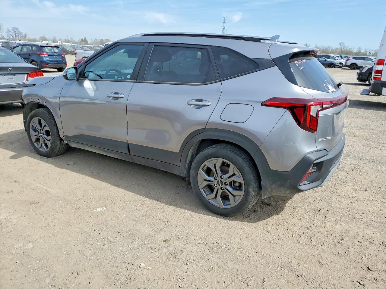 2025 KIA SELTOS LX