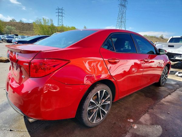 2018 TOYOTA COROLLA