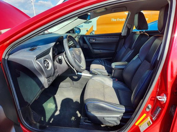 2018 TOYOTA COROLLA