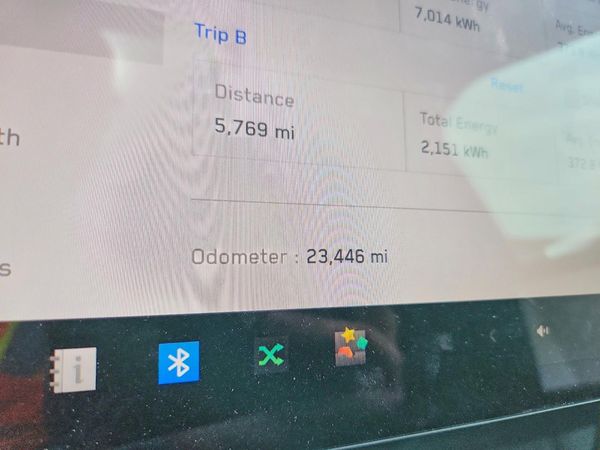 2024 TESLA CYBERTRUCK