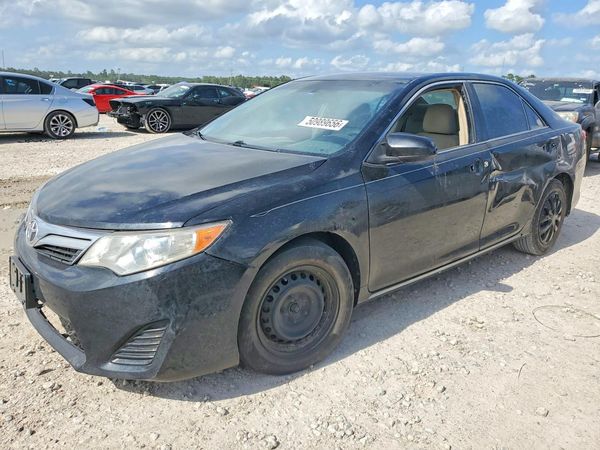 2012 TOYOTA CAMRY