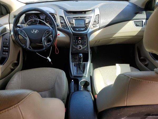 2015 HYUNDAI ELANTRA GLS(Middle)