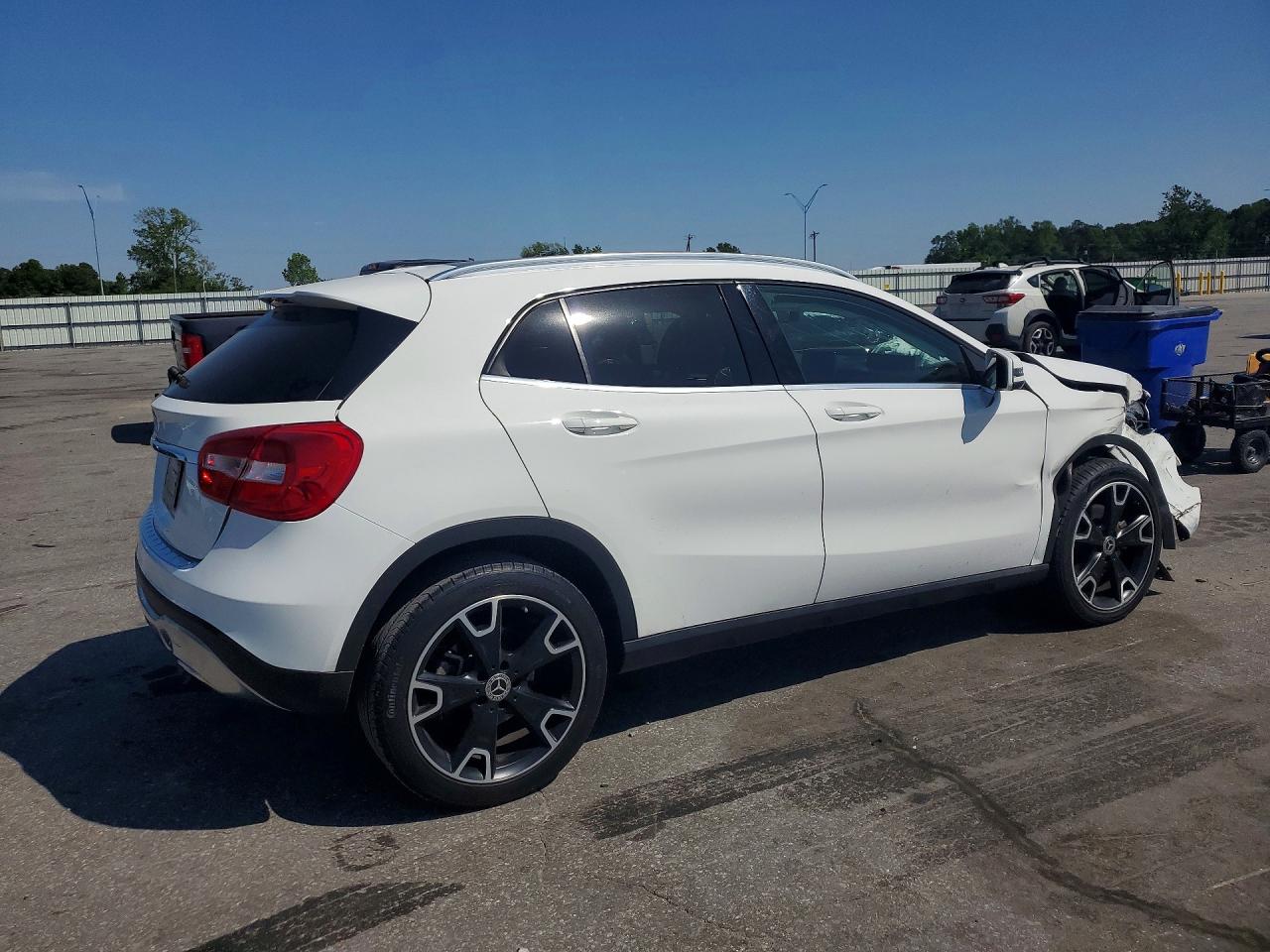 2019 MERCEDES-BENZ GLA GLA250