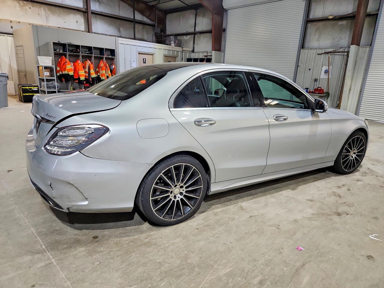 2015 MERCEDES-BENZ C 4-MATIC