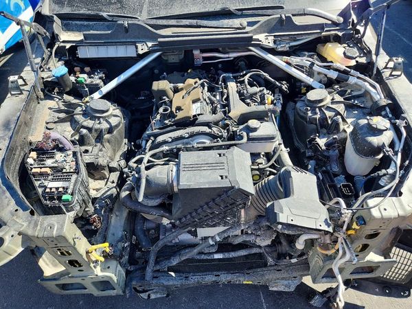 2025 GENESIS GV80 2.5T Prestige — Engine bay