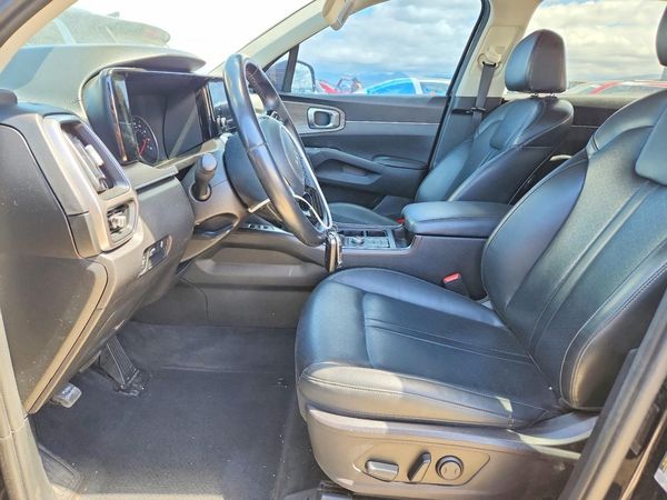 2022 KIA SORENTO S