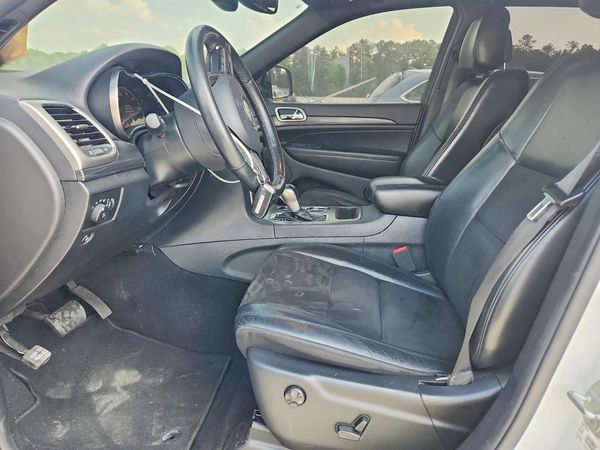 2020 JEEP GRAND CHEROKEE Laredo — DENT