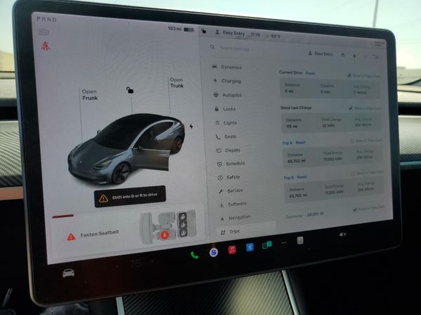 2018 TESLA MODEL 3