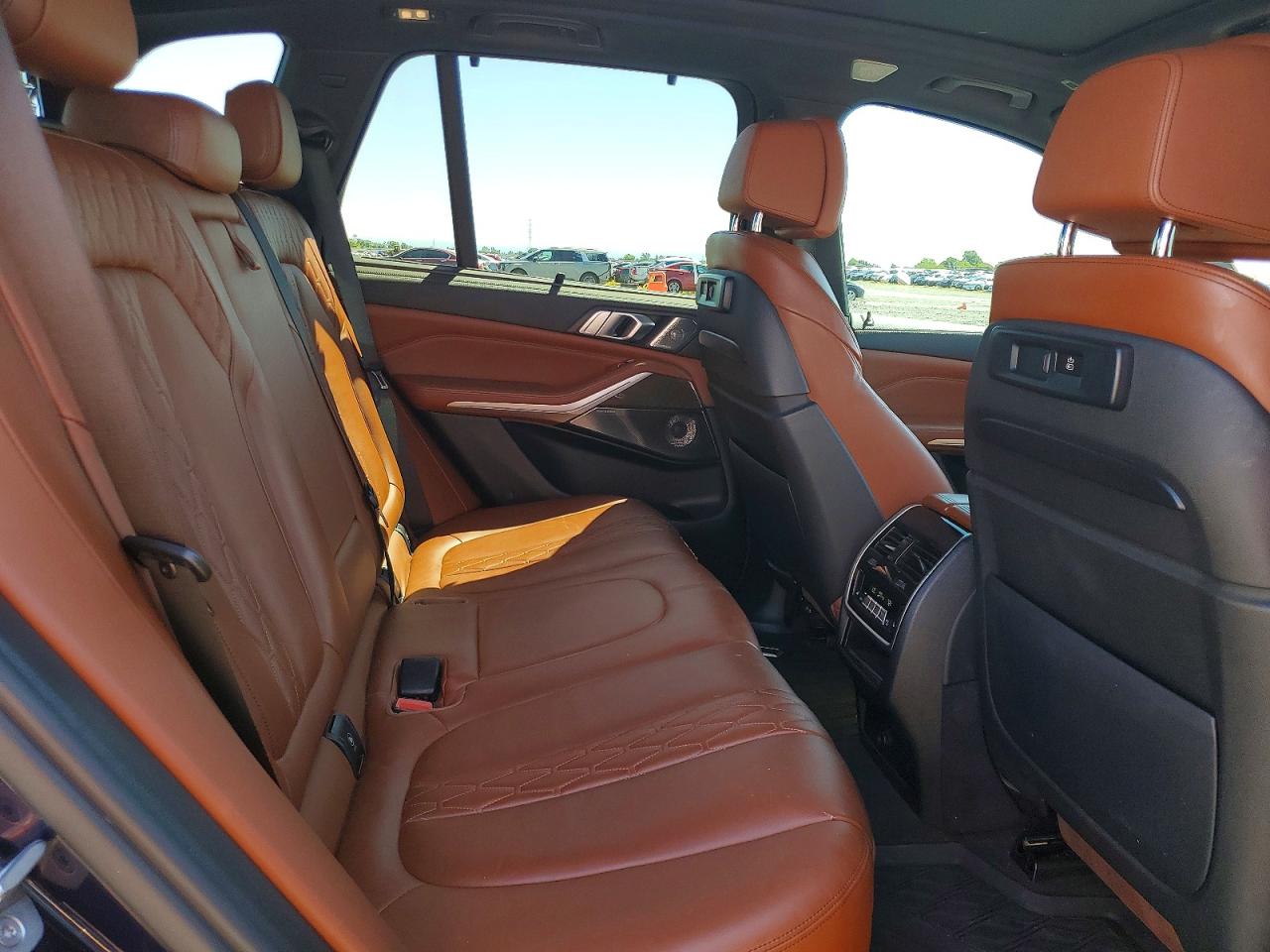 2022 BMW X5 M50i