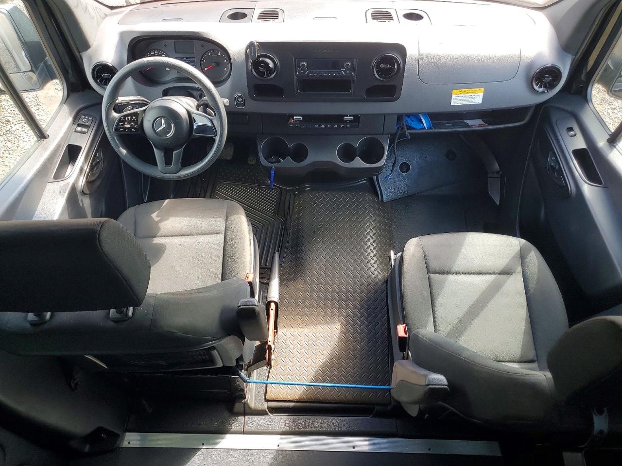 2023 MERCEDES-BENZ SPRINTER