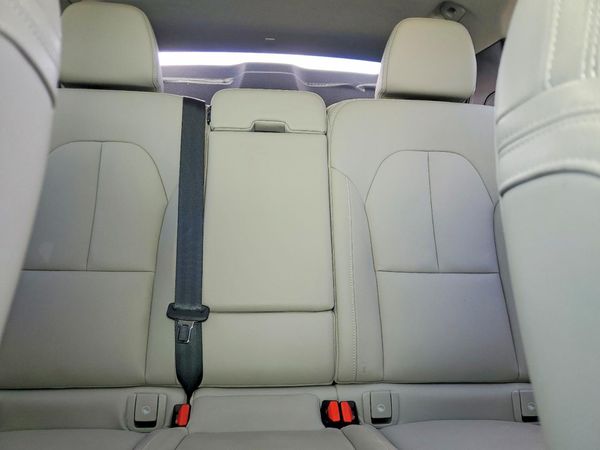 2024 VOLVO XC40 Plus Dark