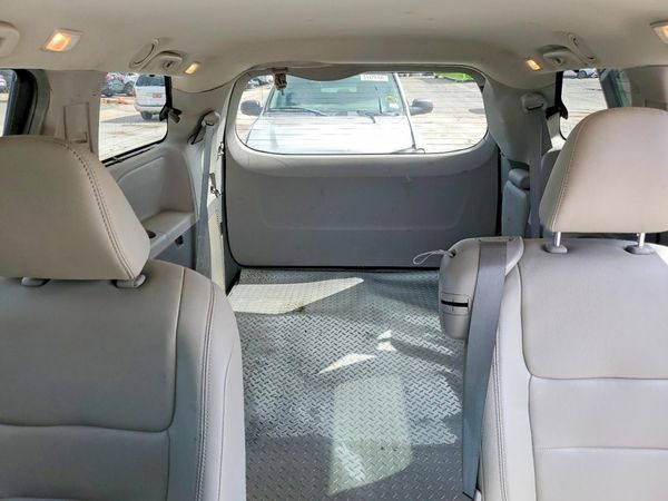 2019 TOYOTA SIENNA