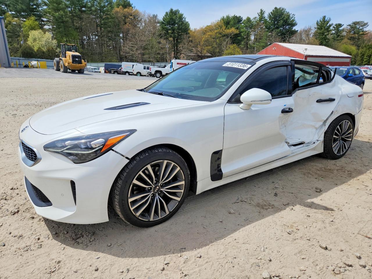 2019 KIA STINGER Premium