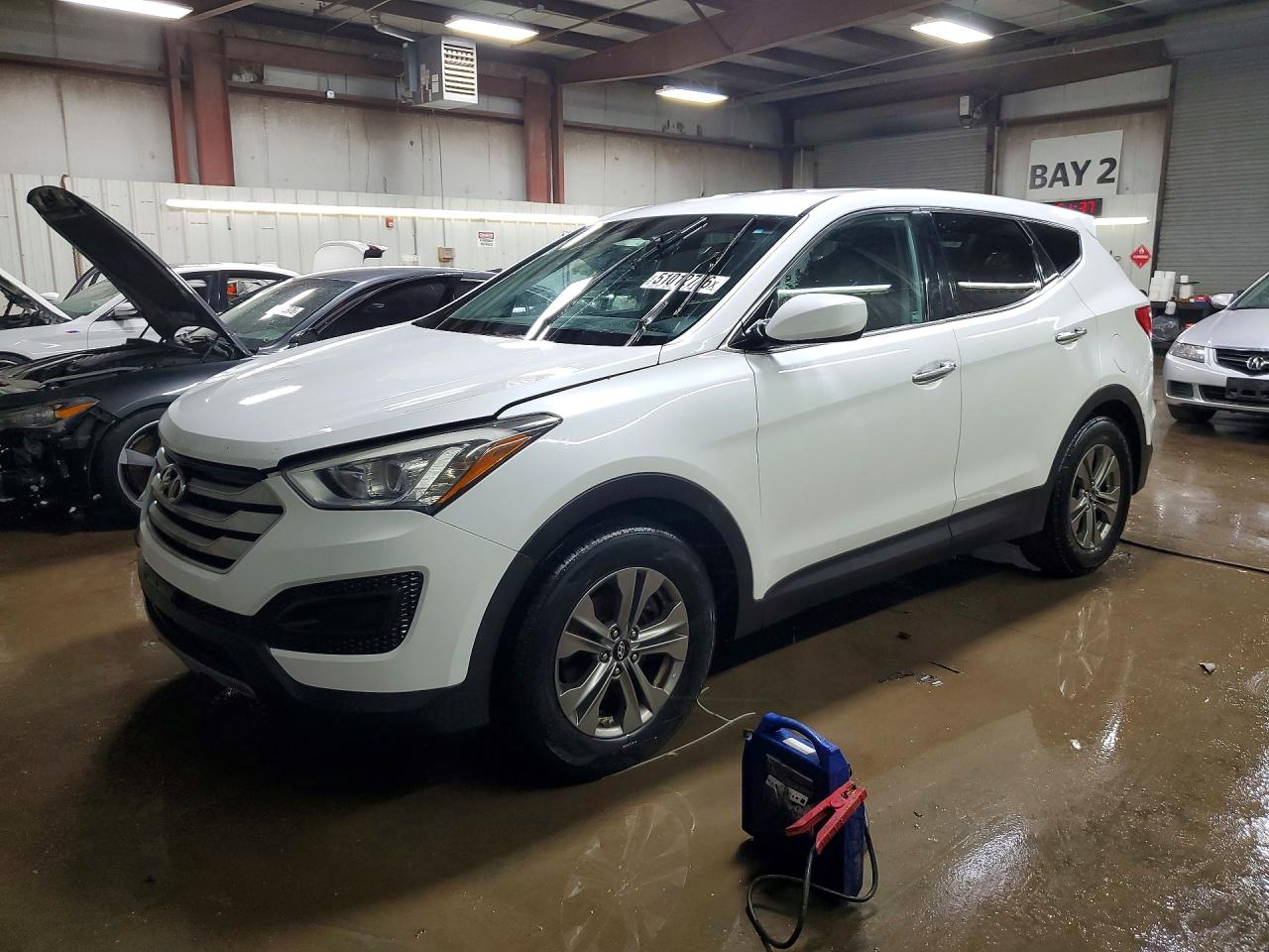 2016 HYUNDAI SANTA FE Base — Front 3/4