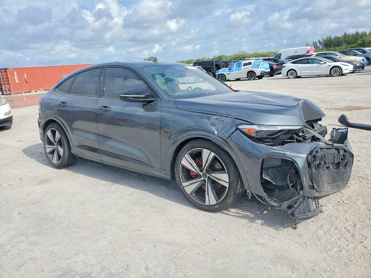 2025 AUDI SQ5