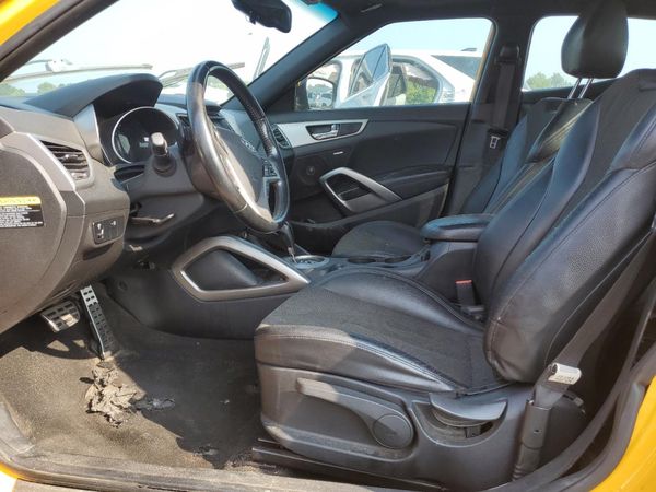 2016 HYUNDAI VELOSTER — DENT
