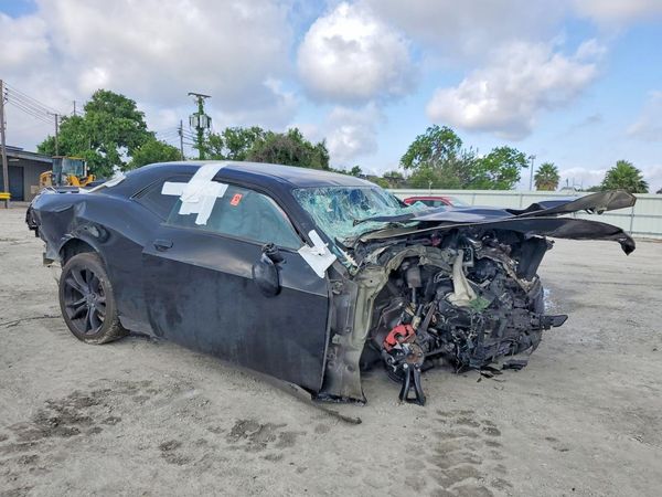 2016 DODGE CHALLENGER SXT