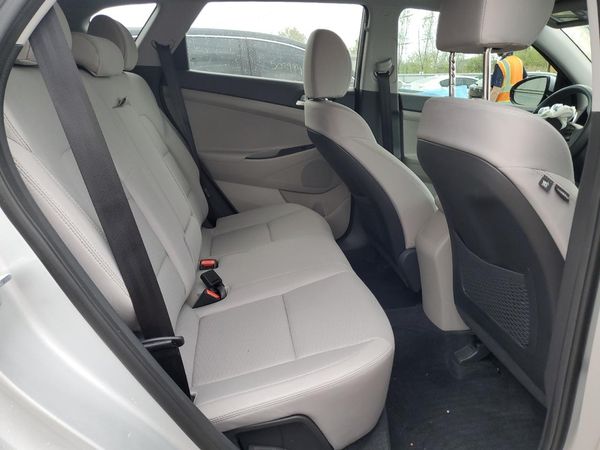 2019 HYUNDAI TUCSON