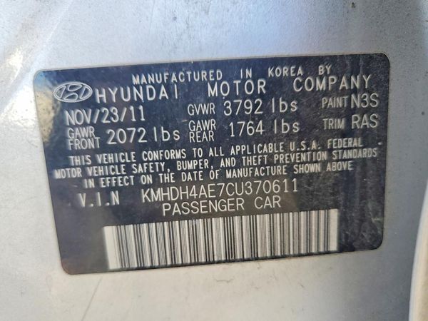 2012 HYUNDAI ELANTRA