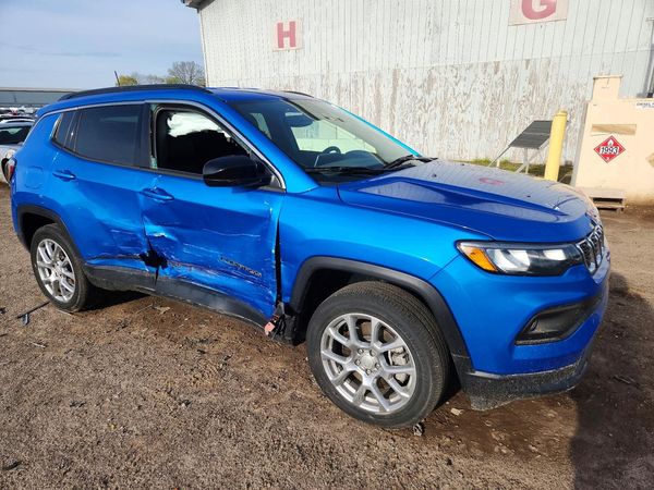 2024 JEEP COMPASS LATITUDE LUX 4X4