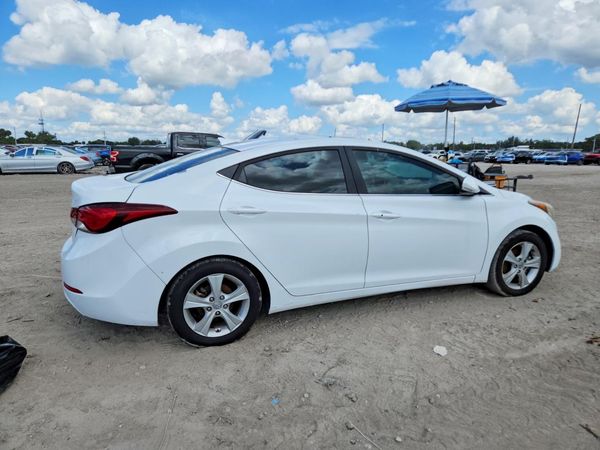 2016 HYUNDAI ELANTRA