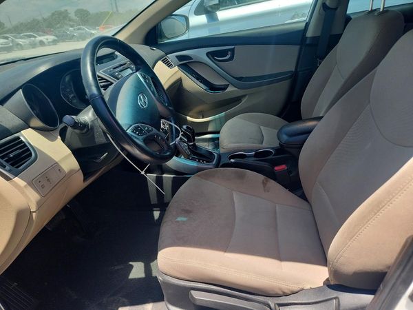 2016 HYUNDAI ELANTRA