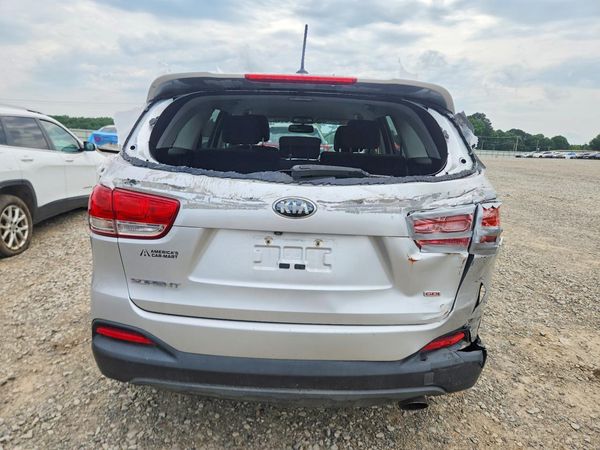 2017 KIA SORENTO