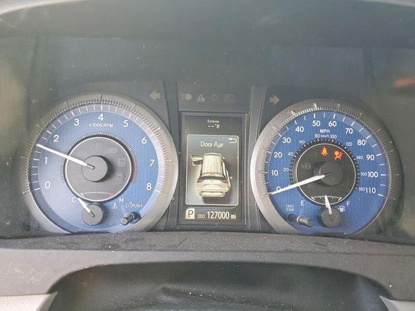 2015 TOYOTA SIENNA