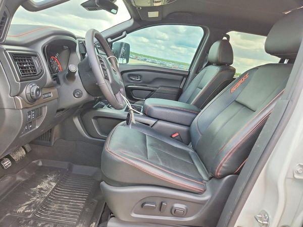 2024 NISSAN TITAN