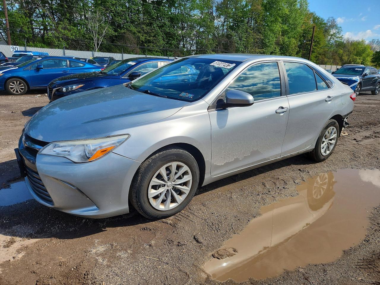 2017 TOYOTA CAMRY