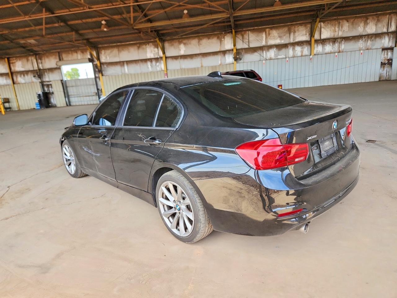 2018 BMW 320