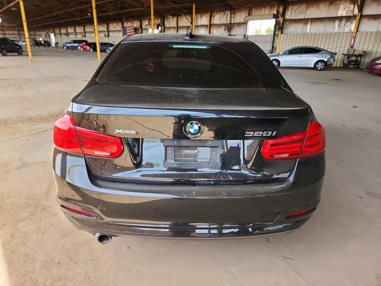 2018 BMW 320