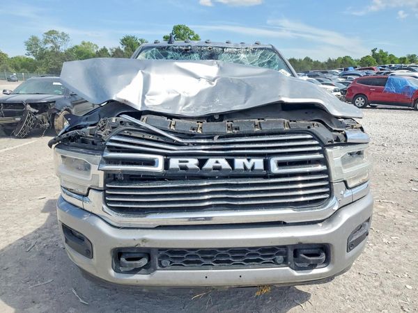 2022 RAM 2500 LARAMIE CREW CAB 4X4