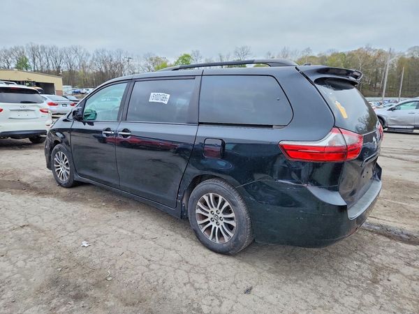 2020 TOYOTA SIENNA