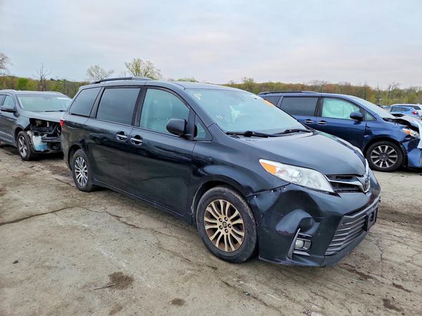 2020 TOYOTA SIENNA