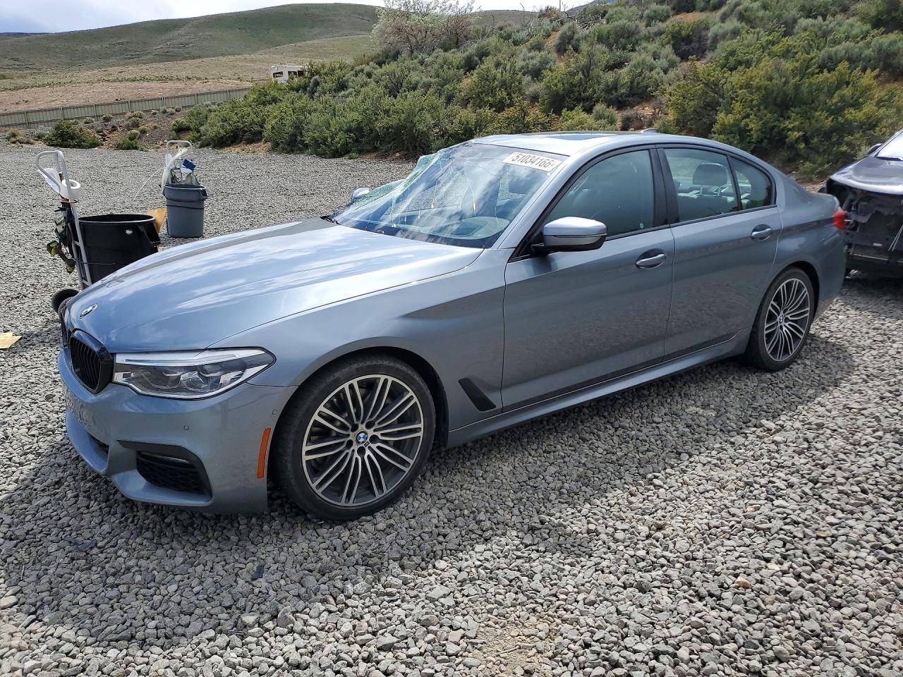 2019 BMW 530