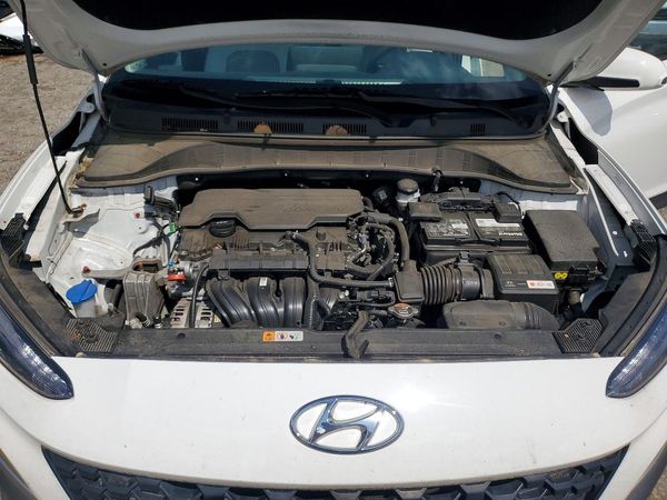 2023 HYUNDAI KONA SE