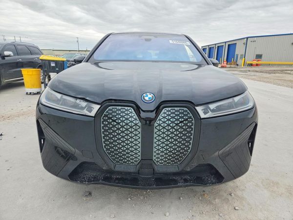 2025 BMW IX M60