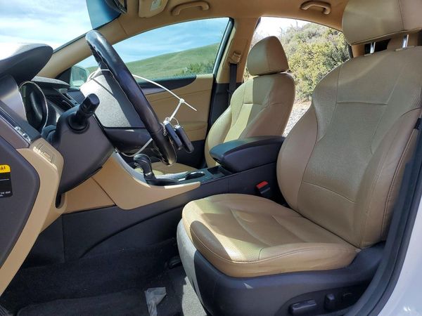 2015 HYUNDAI SONATA GLS(Middle) — DENT