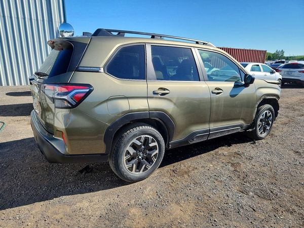 2025 SUBARU FORESTER