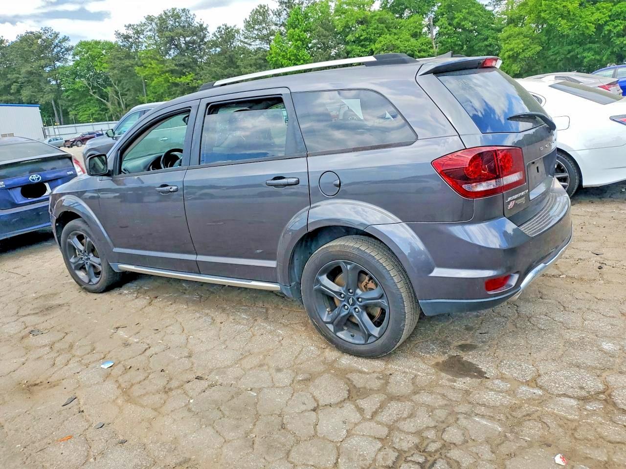 2019 DODGE JOURNEY Crossroad