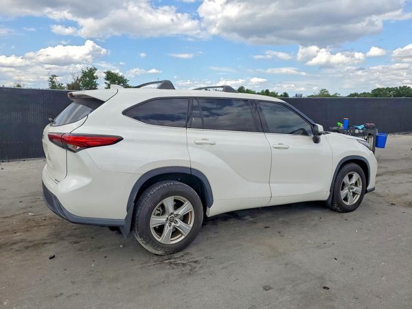 2020 TOYOTA HIGHLANDER LE