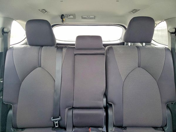 2020 TOYOTA HIGHLANDER LE
